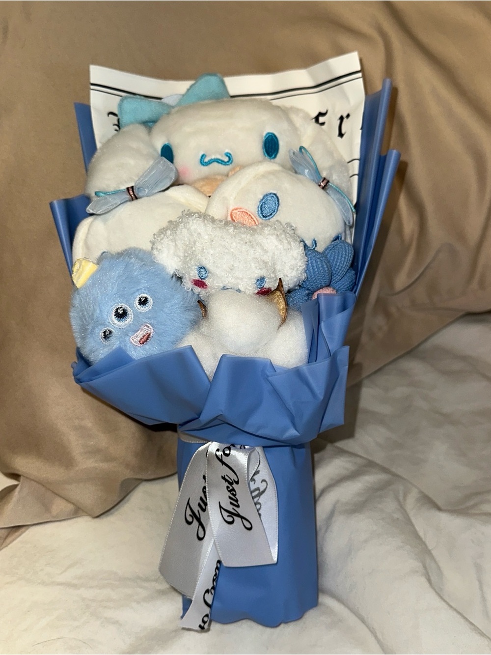 Cinnamoroll Plush Bouquet – Kawaii Sanrio Inspired Gift (36cm)